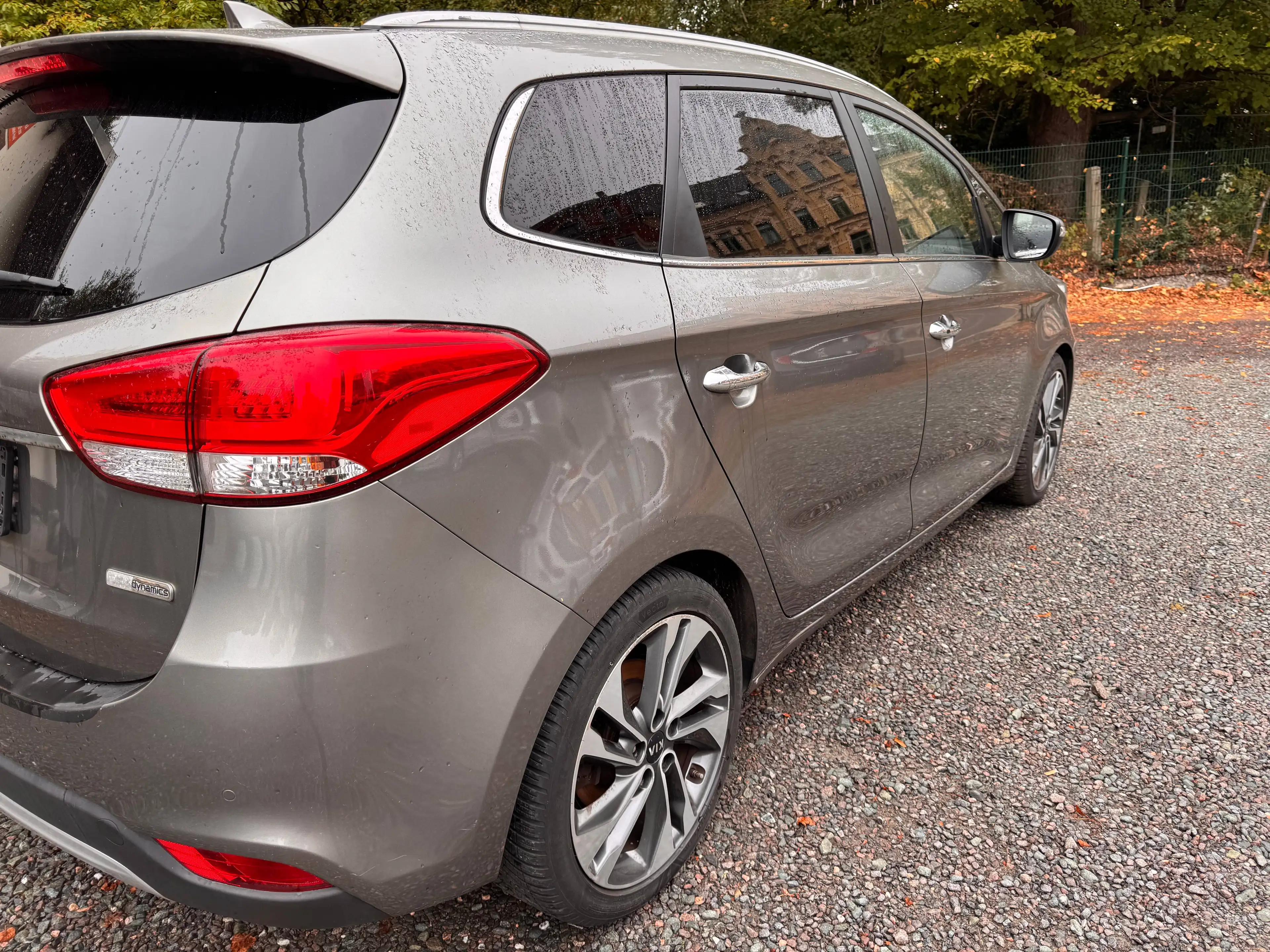 Kia Carens Spirit LEDER Panorama Xenon — photo 6