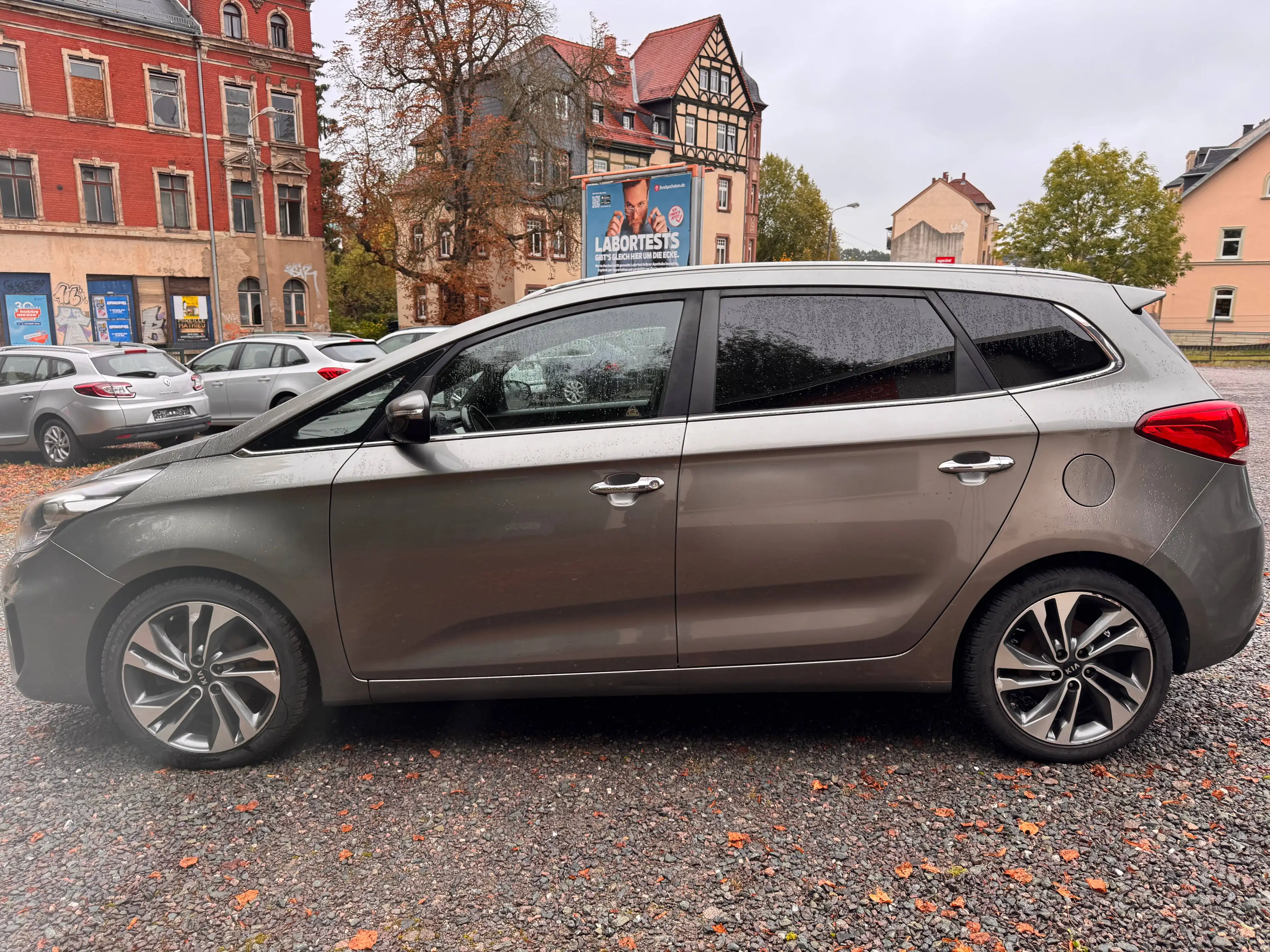 Kia Carens Spirit LEDER Panorama Xenon — photo 7