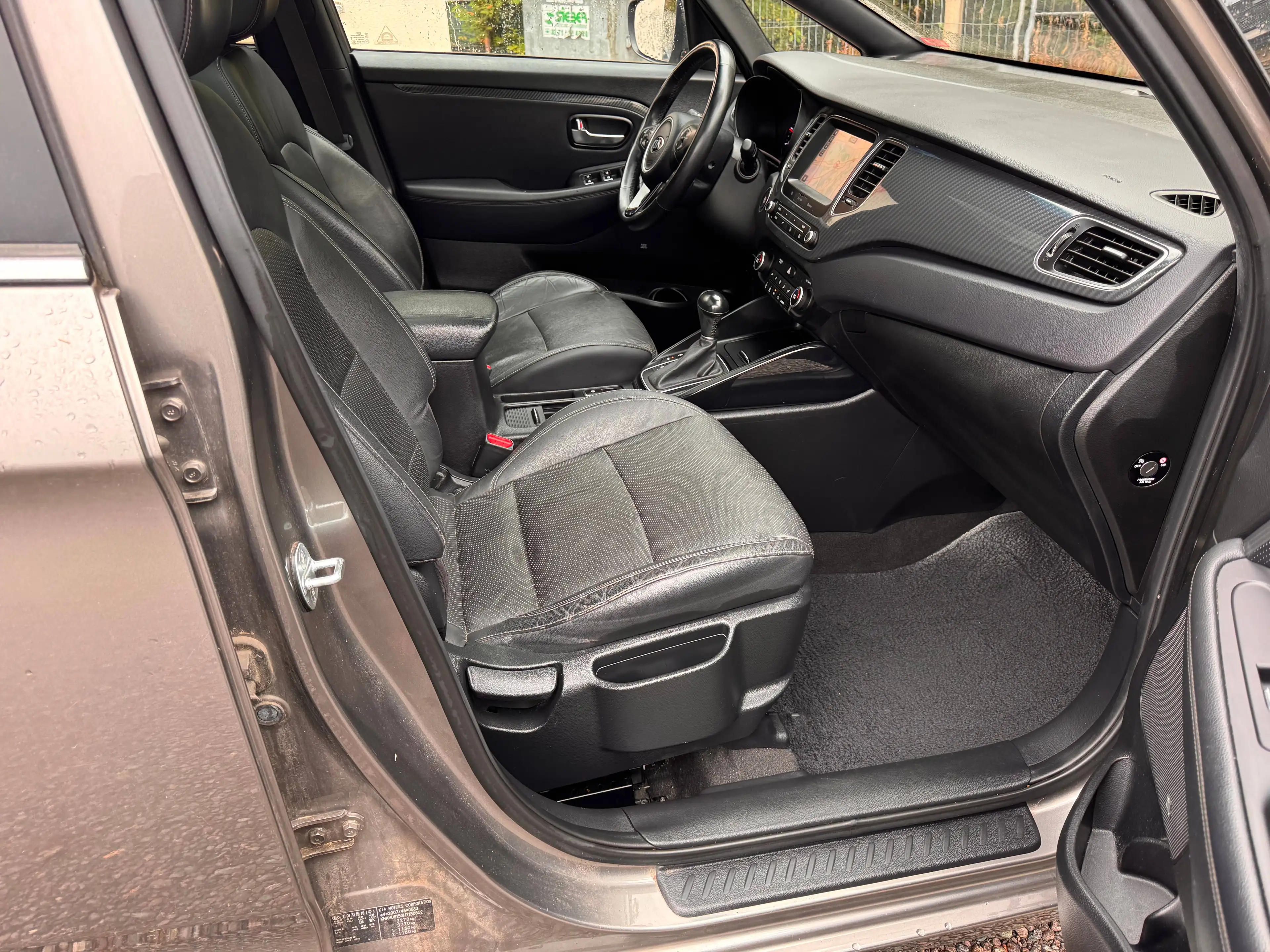 Kia Carens Spirit LEDER Panorama Xenon — photo 9