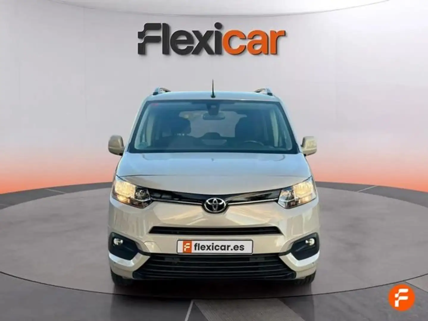 Toyota Proace Family L1 1.5D 5pl. Active Gris - 2