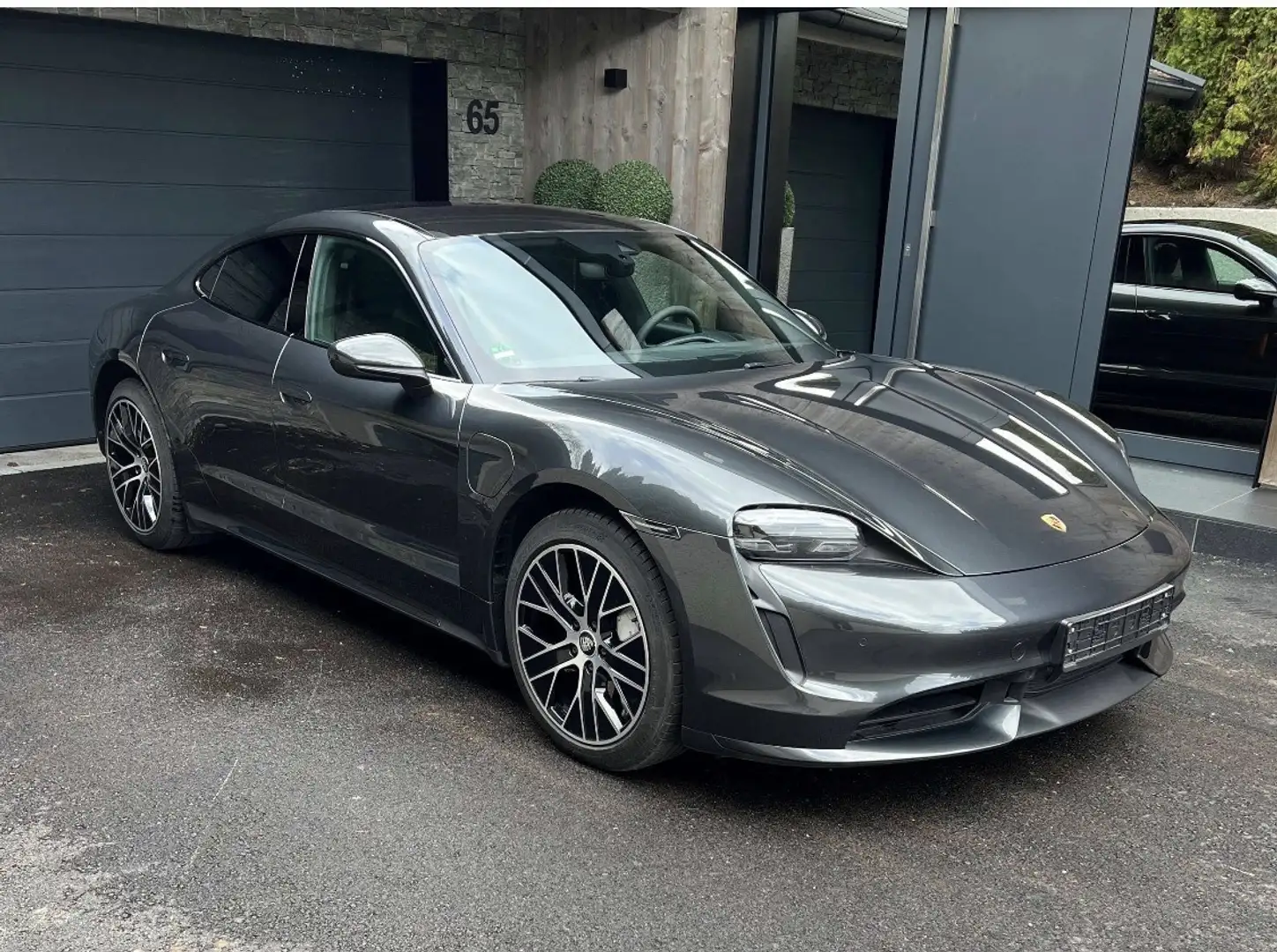 Porsche Taycan Turbo 83,7kWh - 2