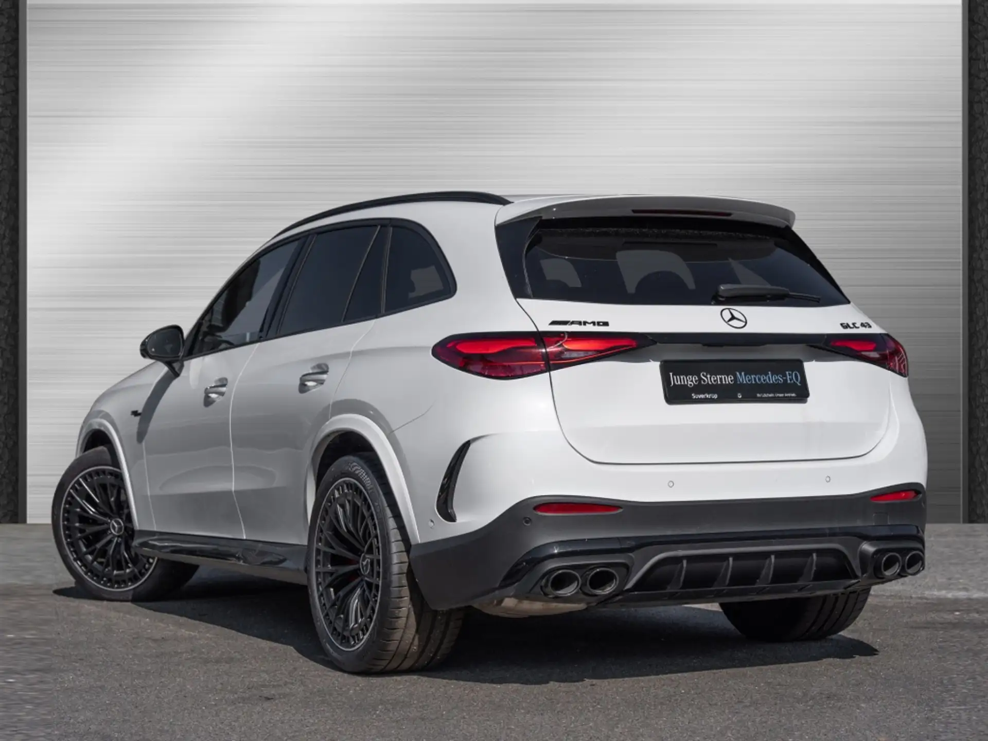 Mercedes-Benz GLC GLC 43 AMG 2025 흰색 사진 2