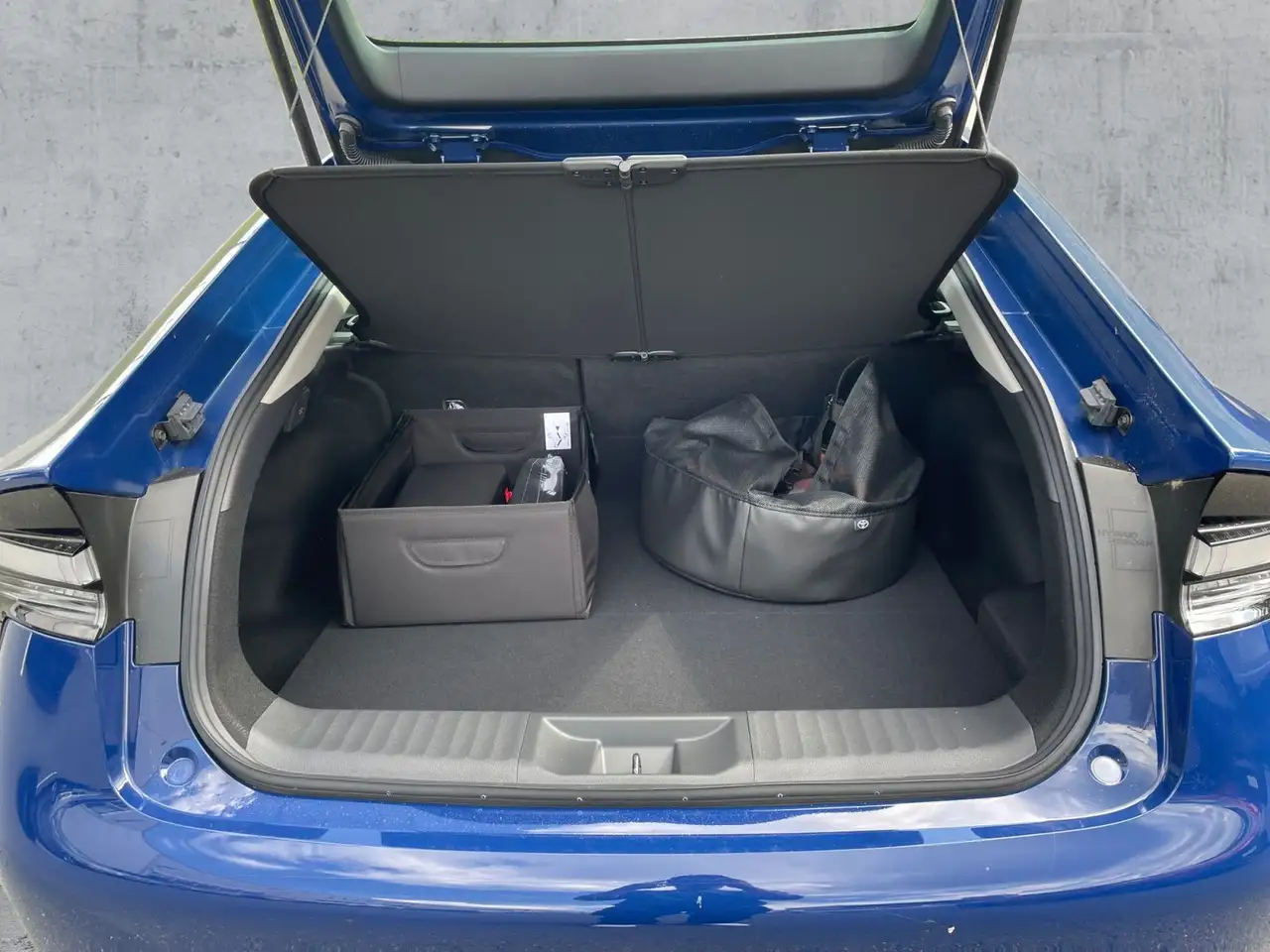 Toyota Prius 2.0 Plug-In Hybrid LED+NAV+APP+SHZ+RFK+PDC, миниатюра 14