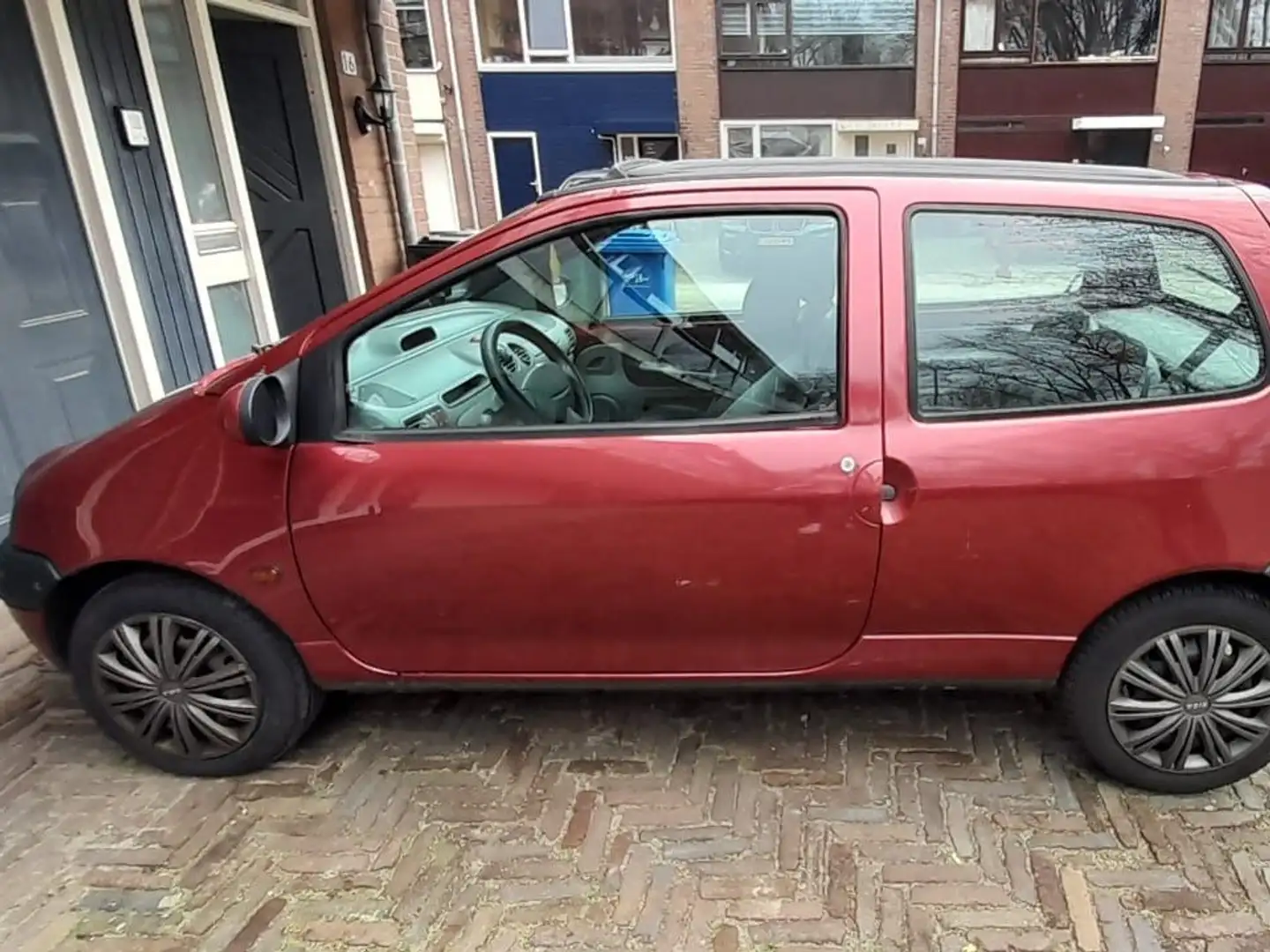 Renault Twingo 1.2 Expression APK 04-2025 Rood - 1