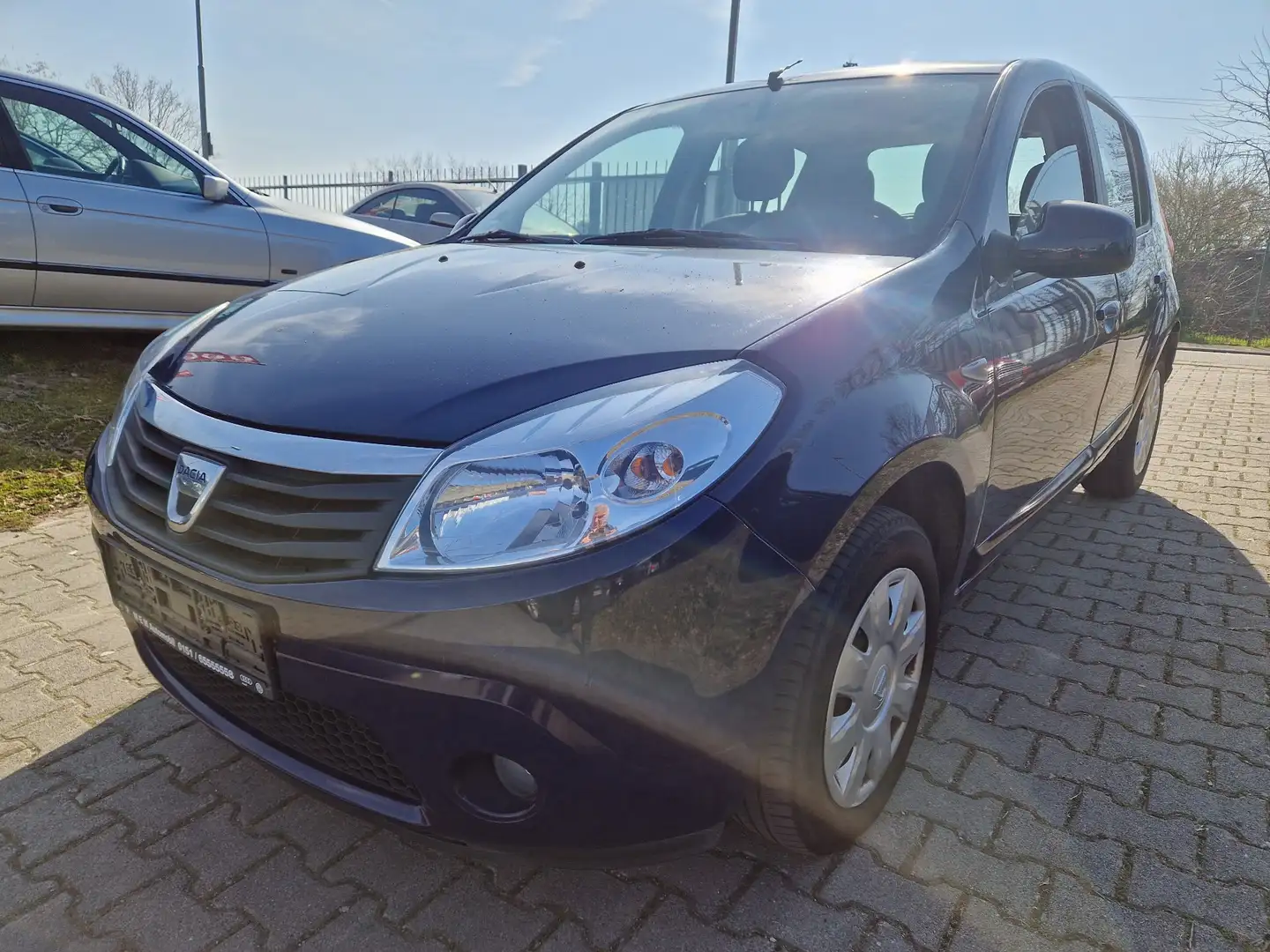 Dacia Sandero Laureate II - 1
