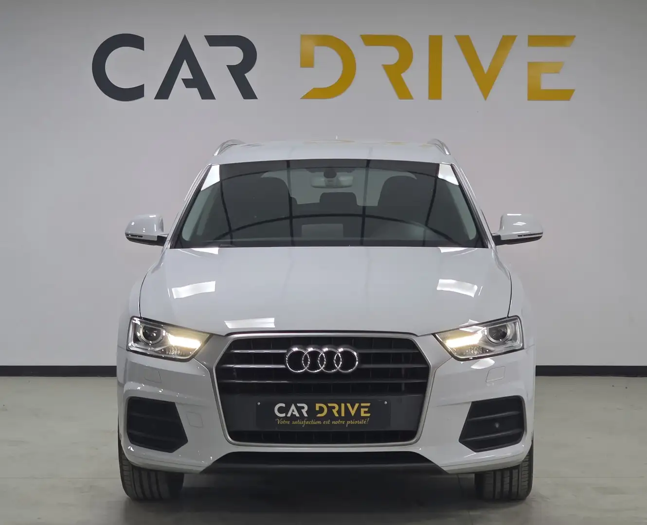 Audi Q3 2.0 TDi CAPTEURS AV AR/XENON/CRUISE/LED JOUR/ATR Blanc - 2