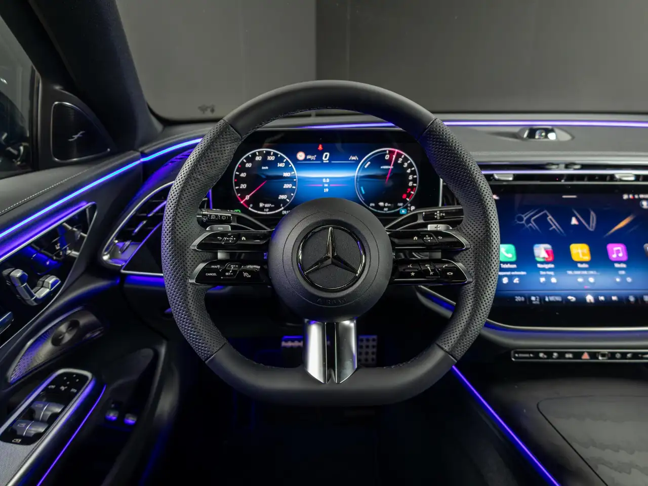 Mercedes-Benz E-Class 2026 — фото 15