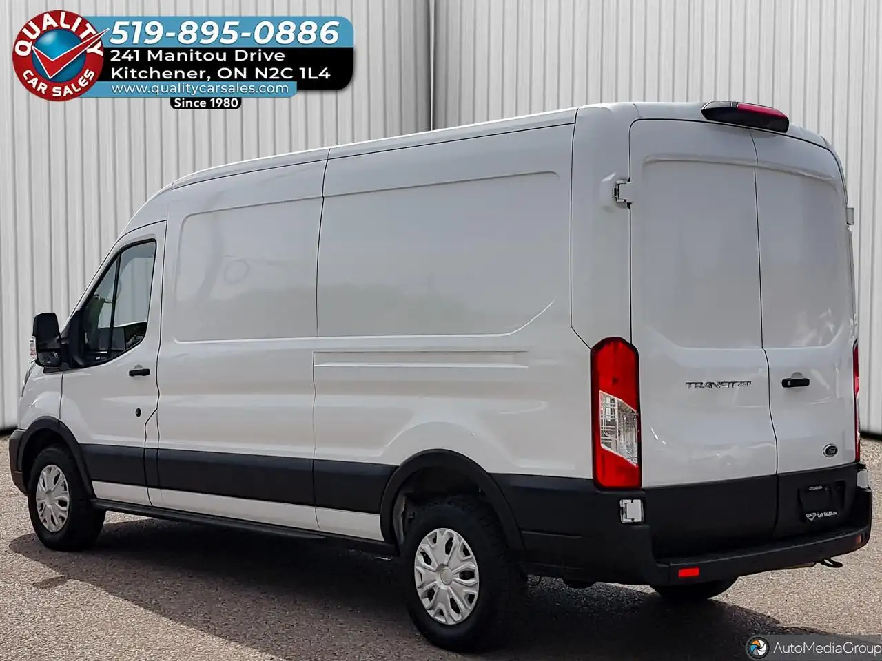 Ford Transit Cargo Van снимка Ford Transit Cargo Van
