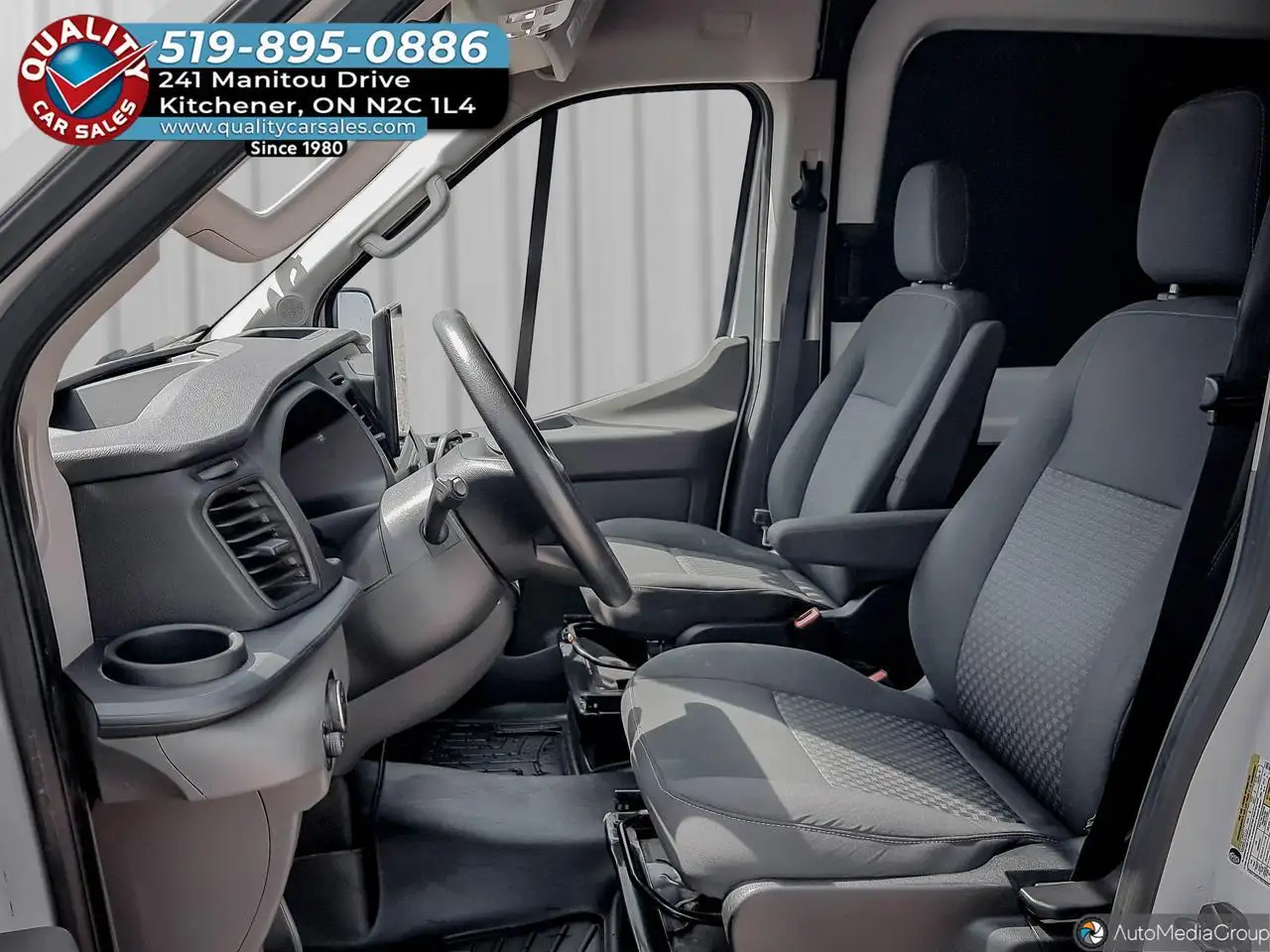 Ford Transit Cargo Van снимка Ford Transit Cargo Van