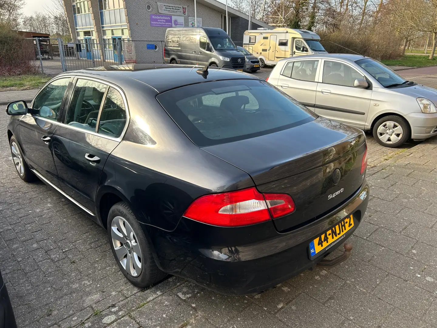 Skoda Superb 1.4 TSI Comfort Bns Zwart - 2