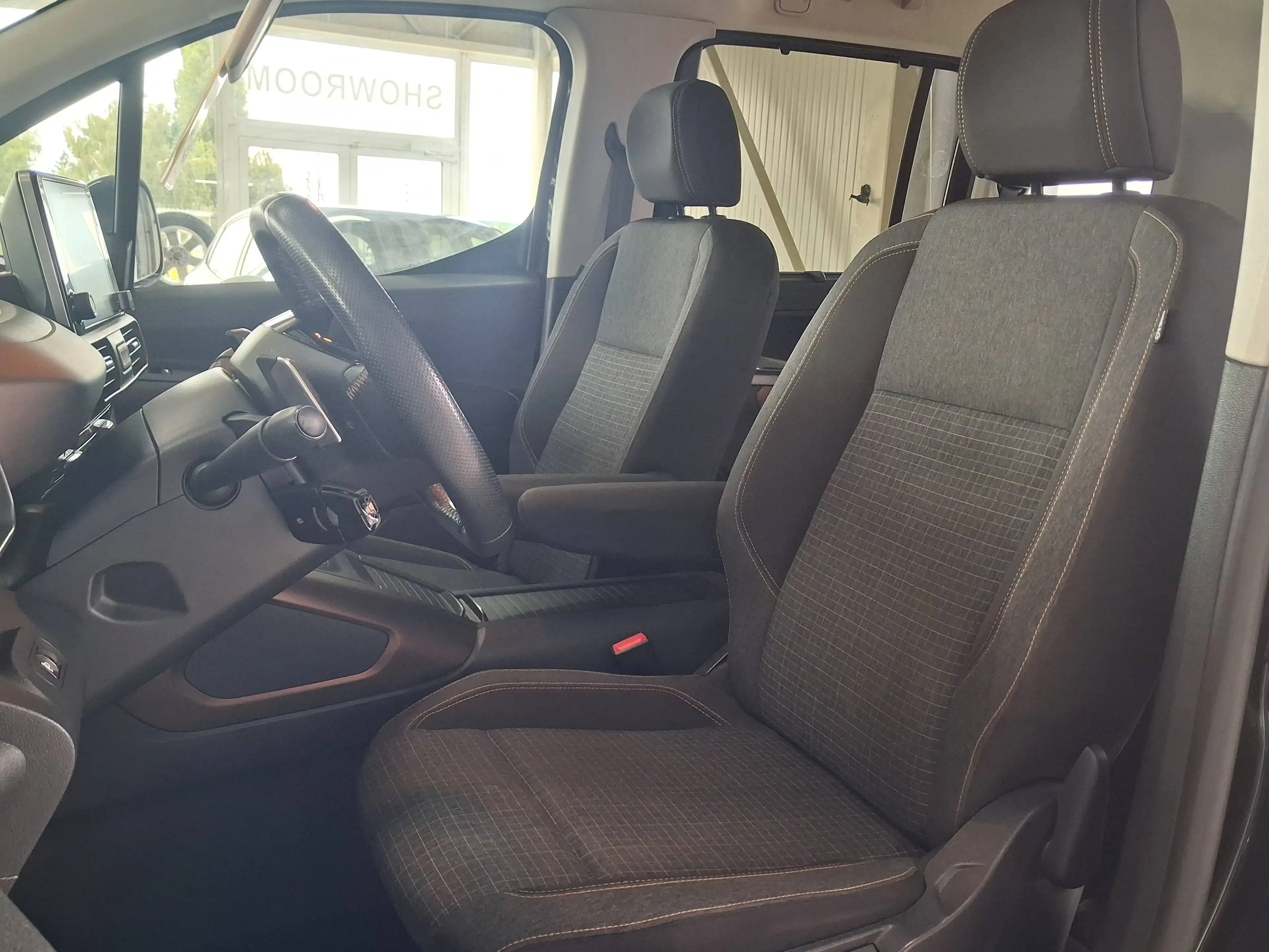 Peugeot Rifter Rifter 1.5 BlueHDi Stand. GT Line AGC S/ BOITE AUTO / CARPLAY / CRUISE / GARANTIE — photo 12