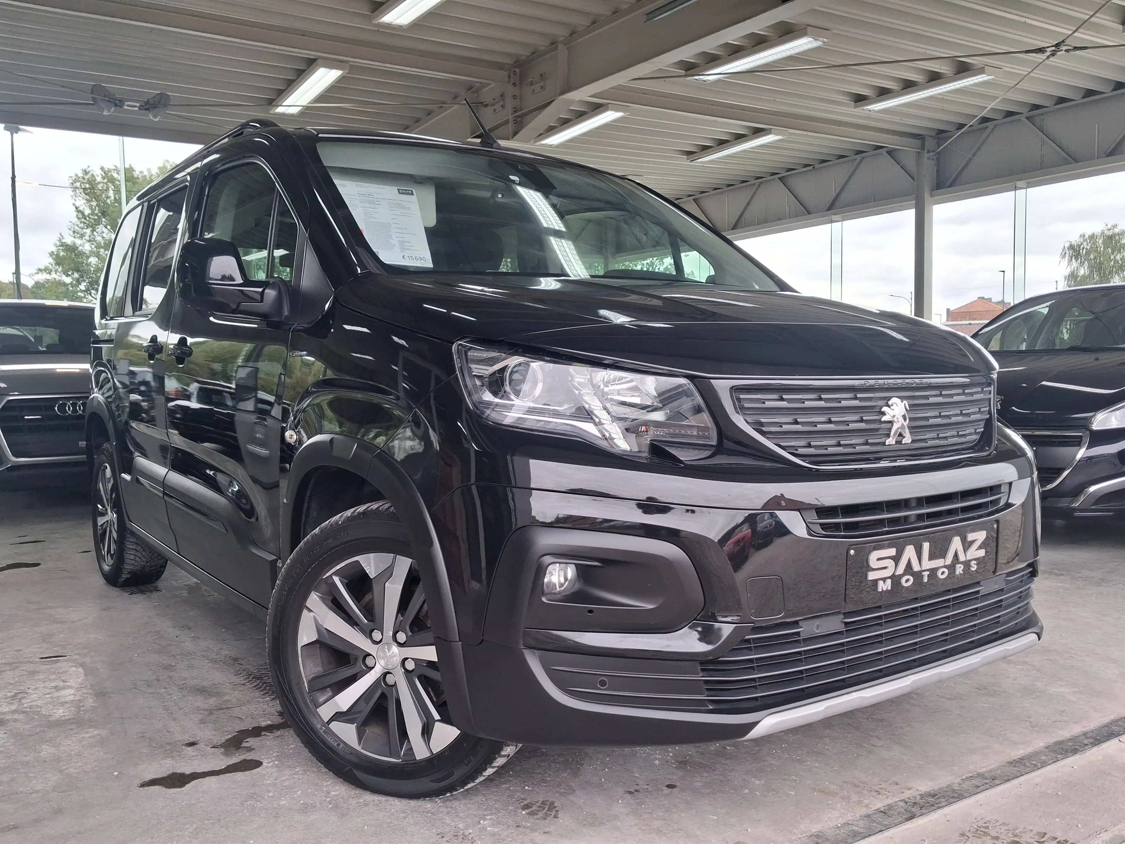 Peugeot Rifter Rifter 1.5 BlueHDi Stand. GT Line AGC S/ BOITE AUTO / CARPLAY / CRUISE / GARANTIE — photo 4