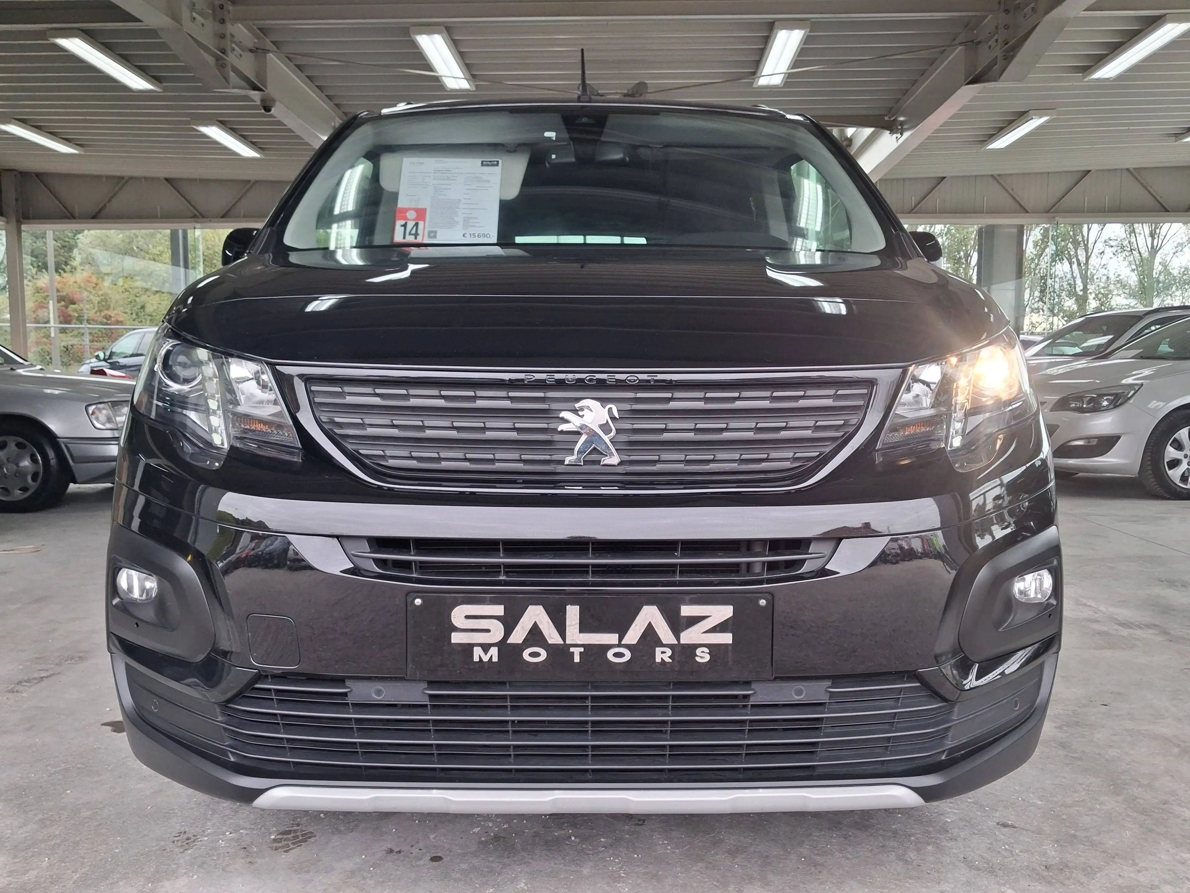Peugeot Rifter Rifter 1.5 BlueHDi Stand. GT Line AGC S/ BOITE AUTO / CARPLAY / CRUISE / GARANTIE — photo 3