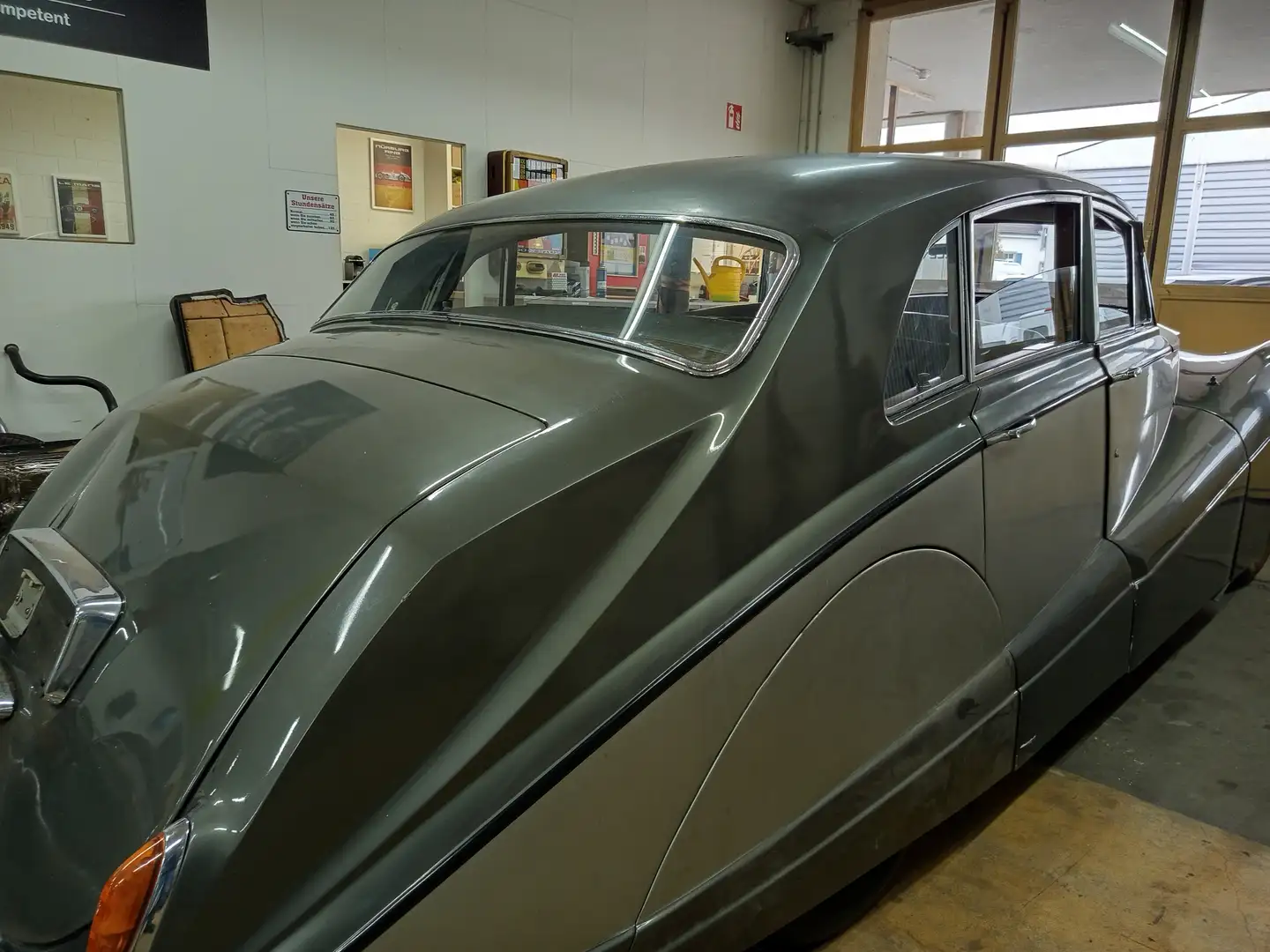 Rolls-Royce Silver Cloud / Freestone Webb Gri - 2