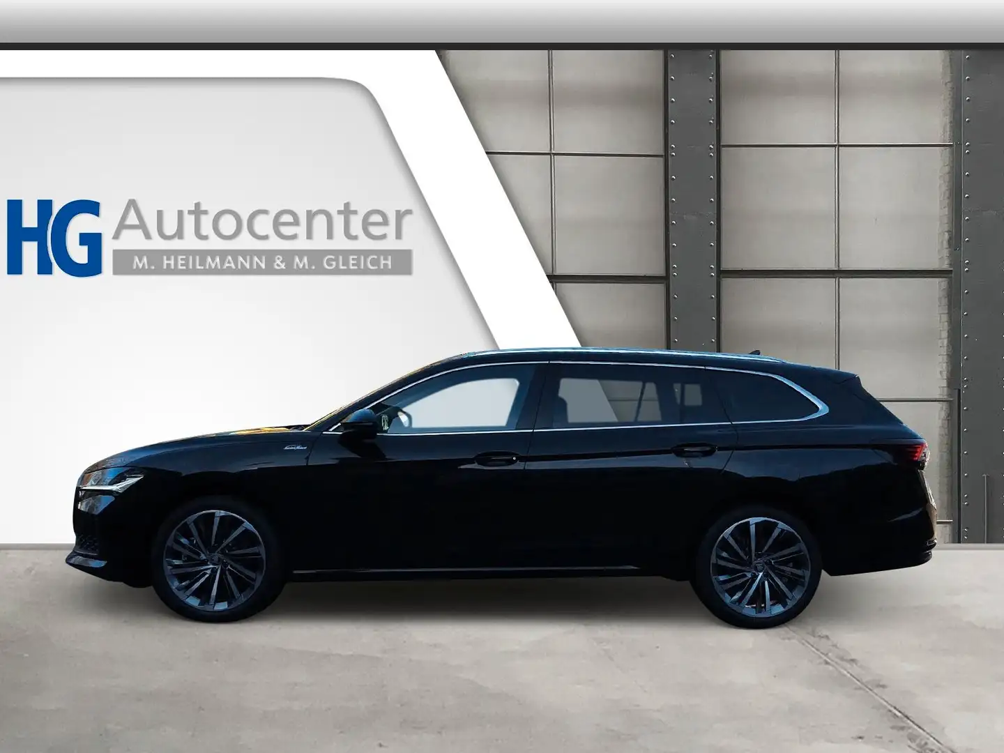 Skoda Superb 2.0TDI 4x4 L&K DCC ACC Pano AHK 19" Negru - 2