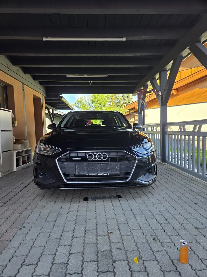 Audi A4 Avant 40 TDI quattro S-tronic - 2