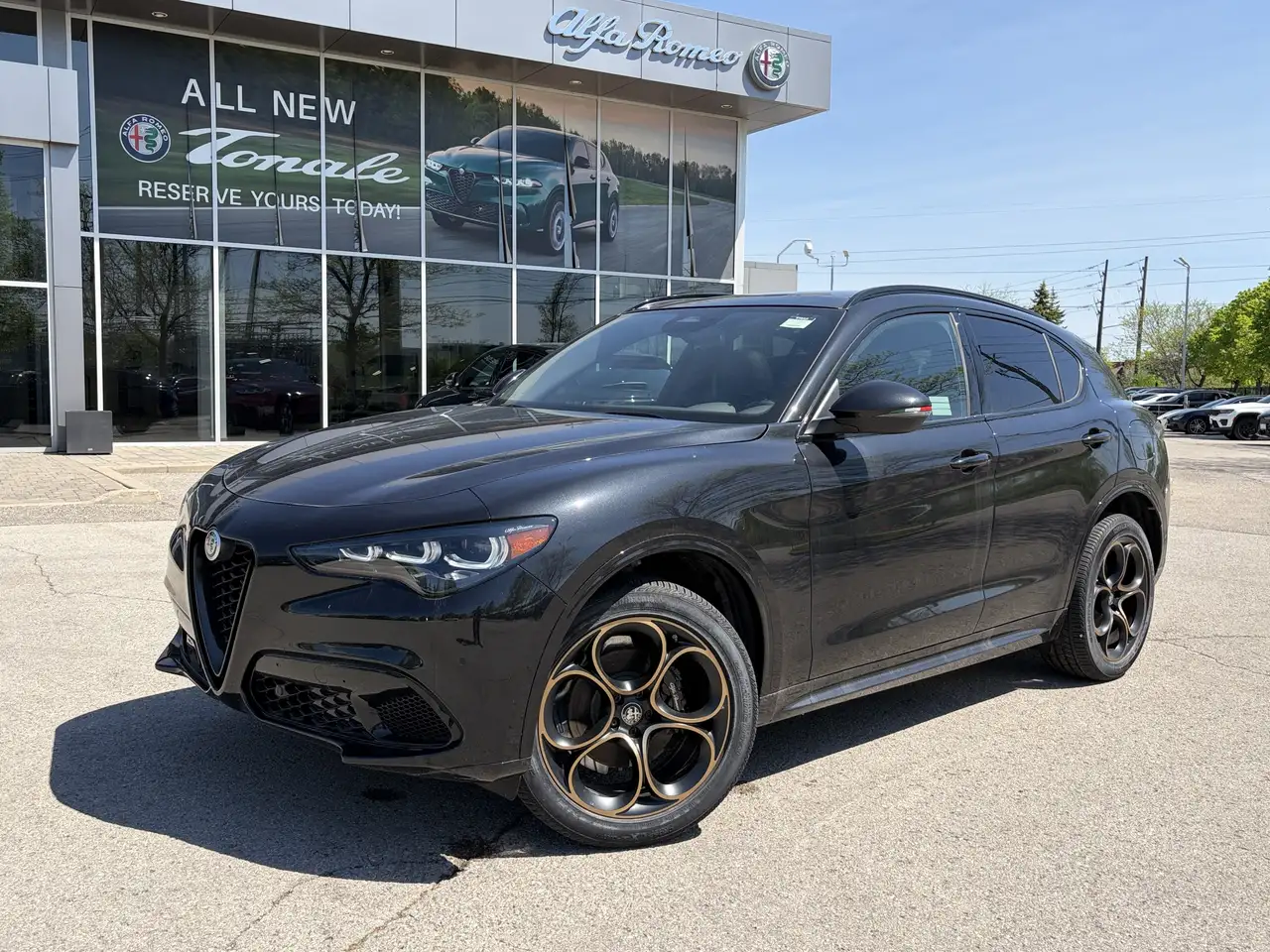 2025 Alfa Romeo Stelvio