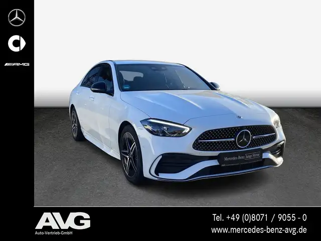 Mercedes-Benz C-Class view 3