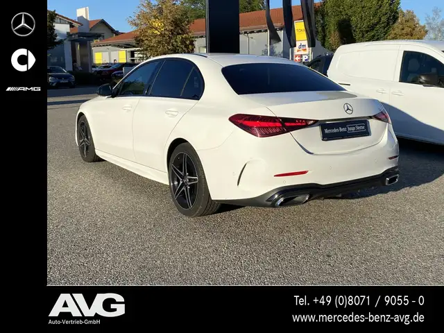 Mercedes-Benz C-Class view 6