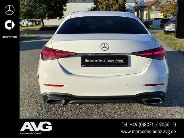 Mercedes-Benz C-Class view 5
