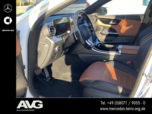 Mercedes-Benz C-Class view 8