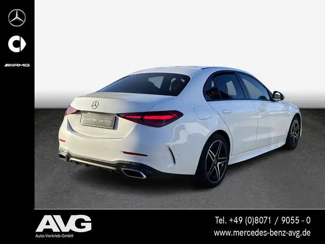 Mercedes-Benz C-Class view 4