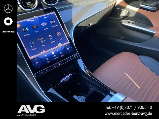 Mercedes-Benz C-Class view 13