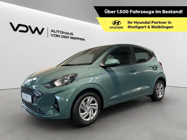 Hyundai i10 SELECT MIT NAVI + KAMERA + PDC +KLIMA U.V.M!