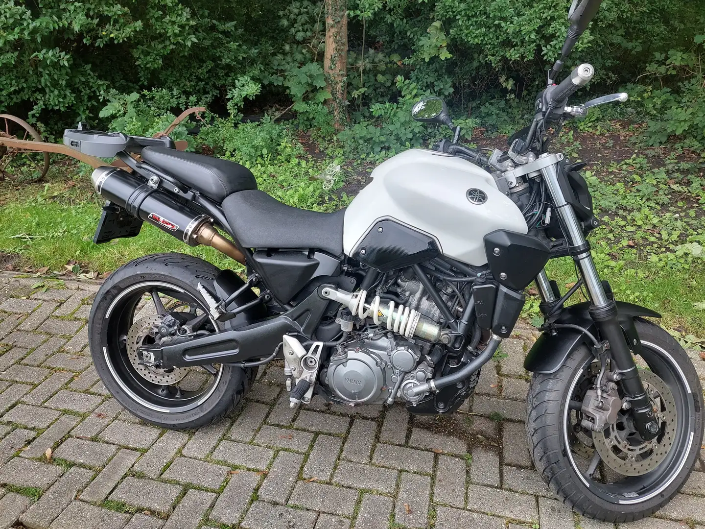 Yamaha MT-03 Naked Alb - 2
