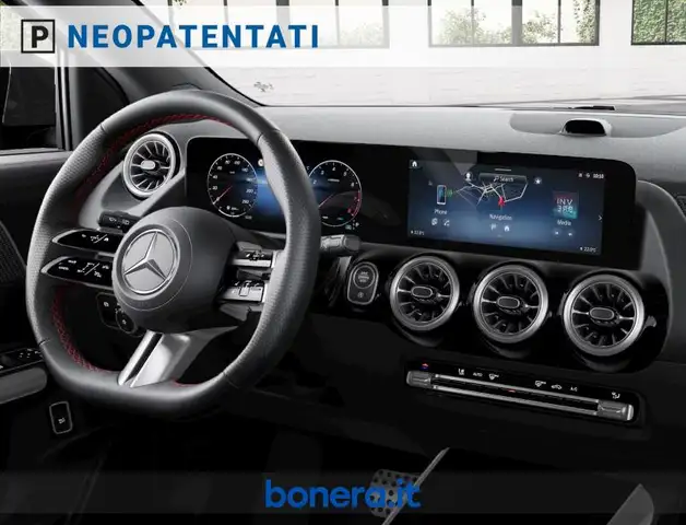Mercedes-Benz GLA view 6