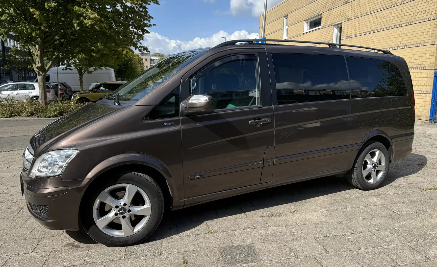 Mercedes-Benz Viano 2.2 CDI DPF lang Automatik Trendline - 2