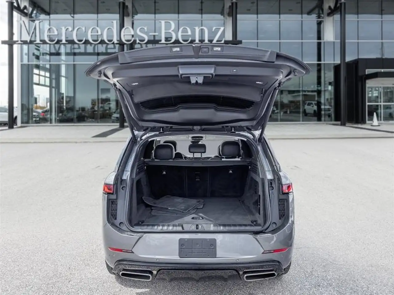 Land Rover Range Rover Sport снимка Land Rover Range Rover Sport