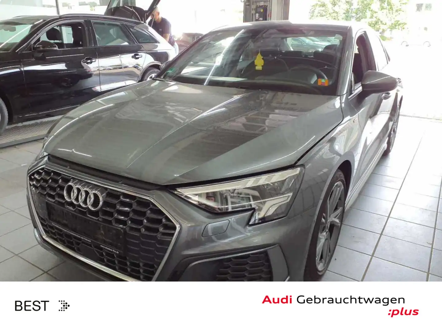 Audi A3 S line 35 TFSI Assist*Dynamik*Navi Grau - 1