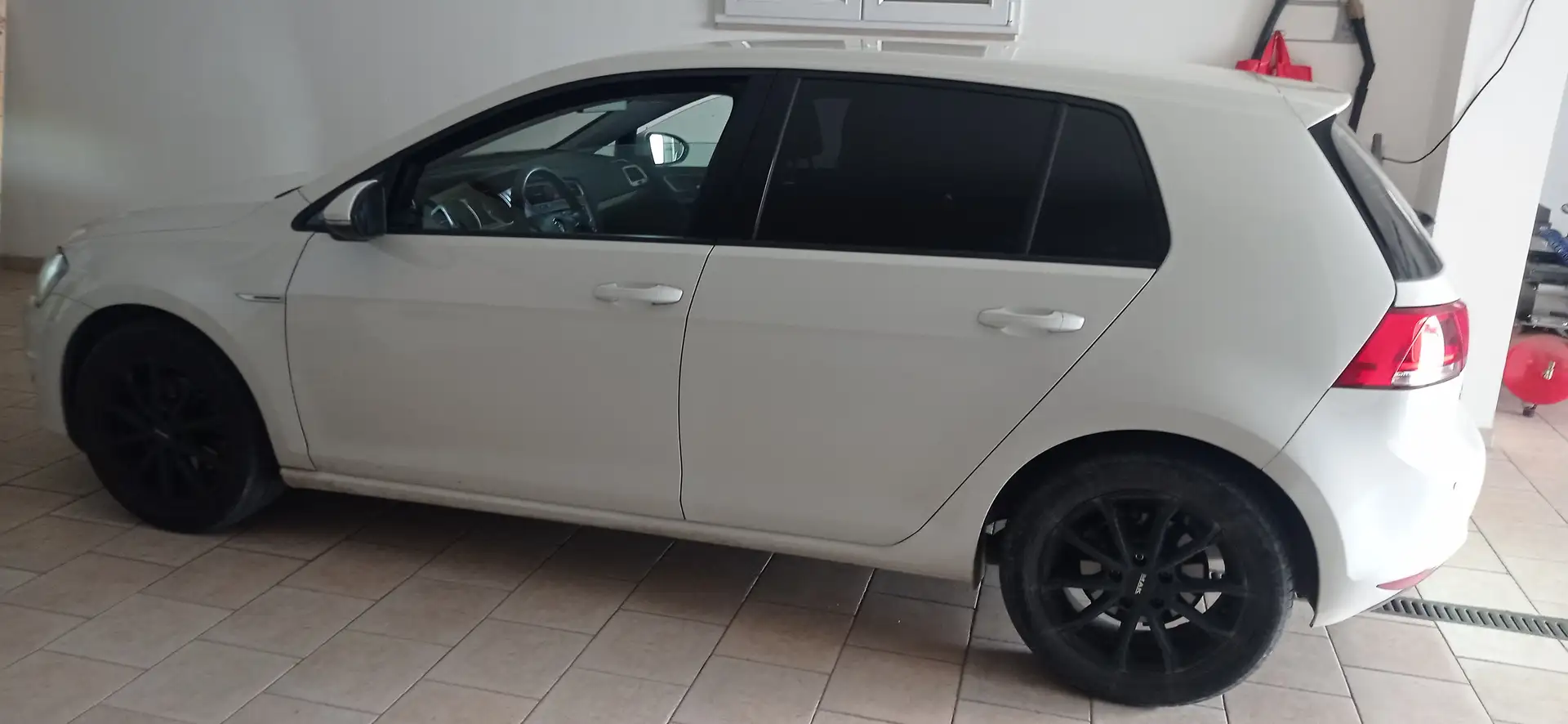 Volkswagen Golf Golf VII 2013 5p 1.4 tgi Trendline Bianco - 1