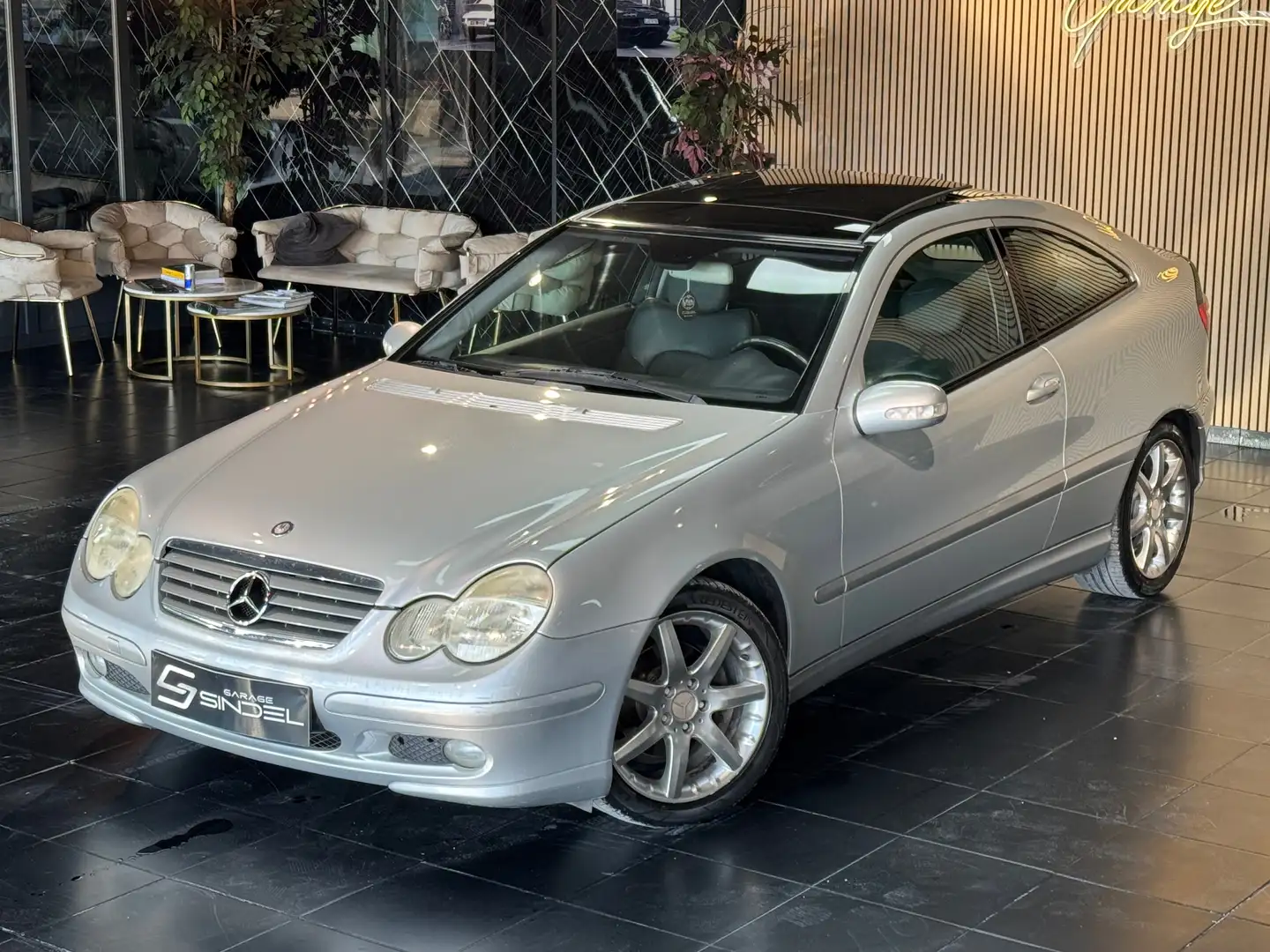 Mercedes-Benz C 200 Kompressor *CUIR*CLIM*TOIT OUVRANT*GARANTIE 1 AN* Grau - 2