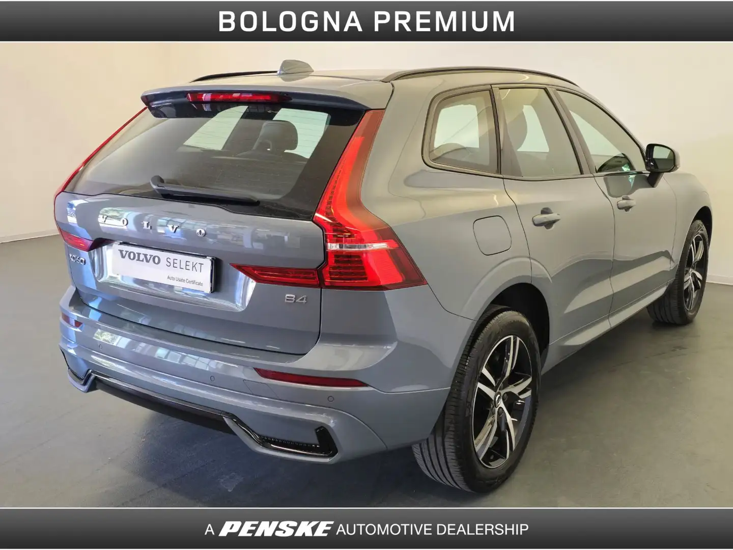 Volvo XC60 XC60 B4 (d) Geartronic R-design Grigio - 2
