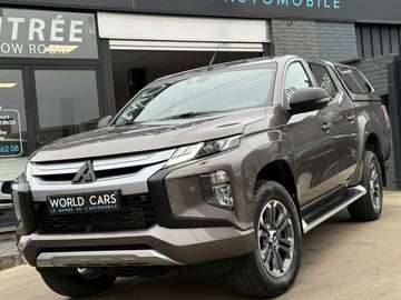 2.3 DI-D 4WD-II TVAC*BTWIN BOITE AUTO HARD-TOP