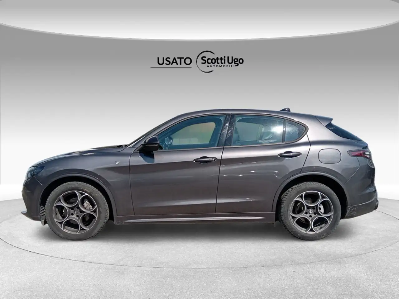 Alfa Romeo Stelvio 2023