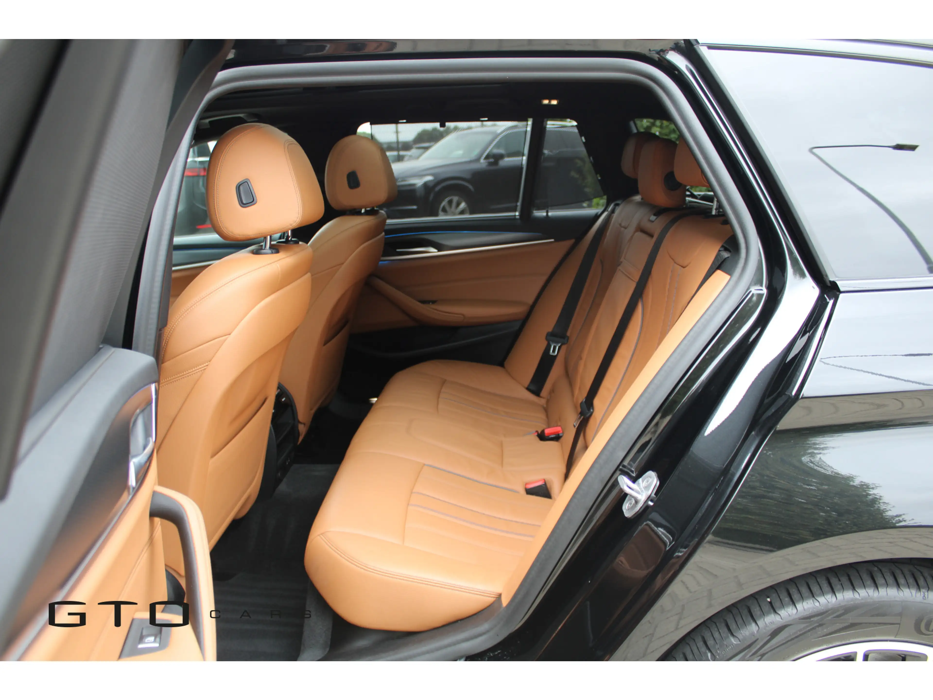 BMW 530 5-serie Touring 530e High Executive | Pano | M Spo — photo 17