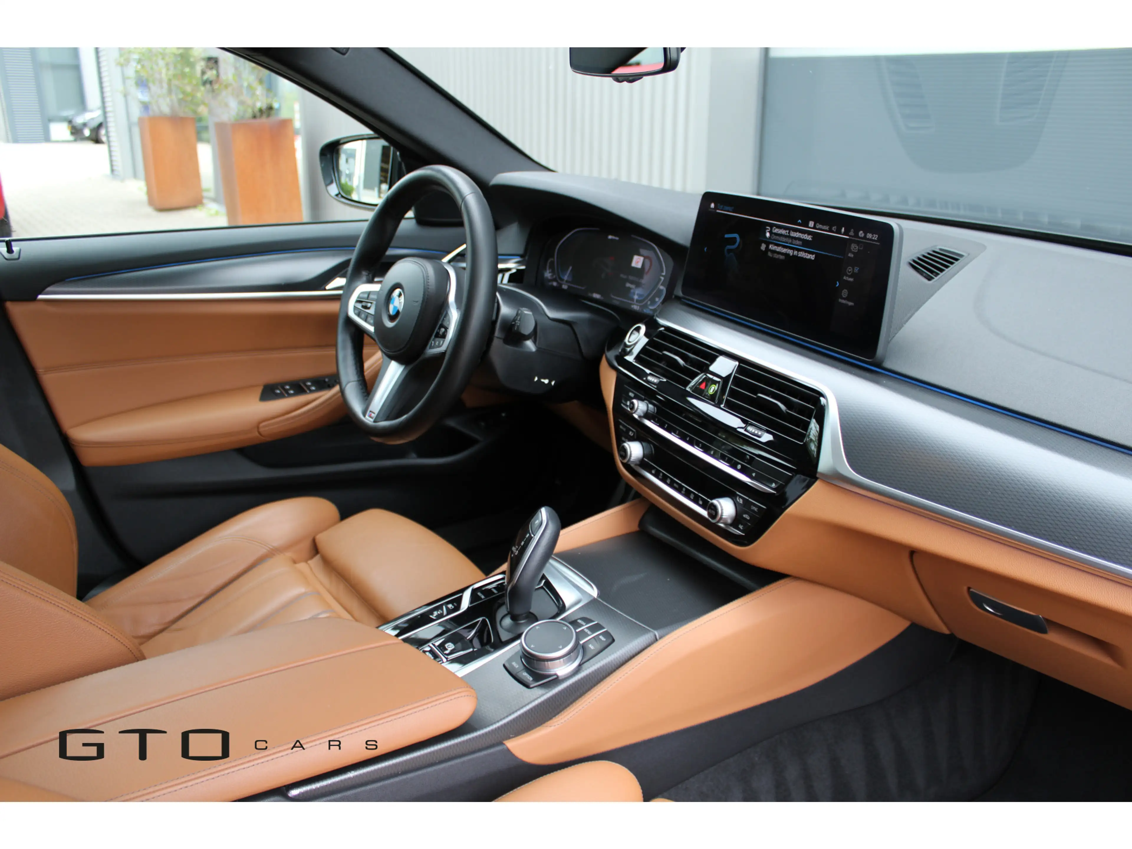 BMW 530 5-serie Touring 530e High Executive | Pano | M Spo — photo 20