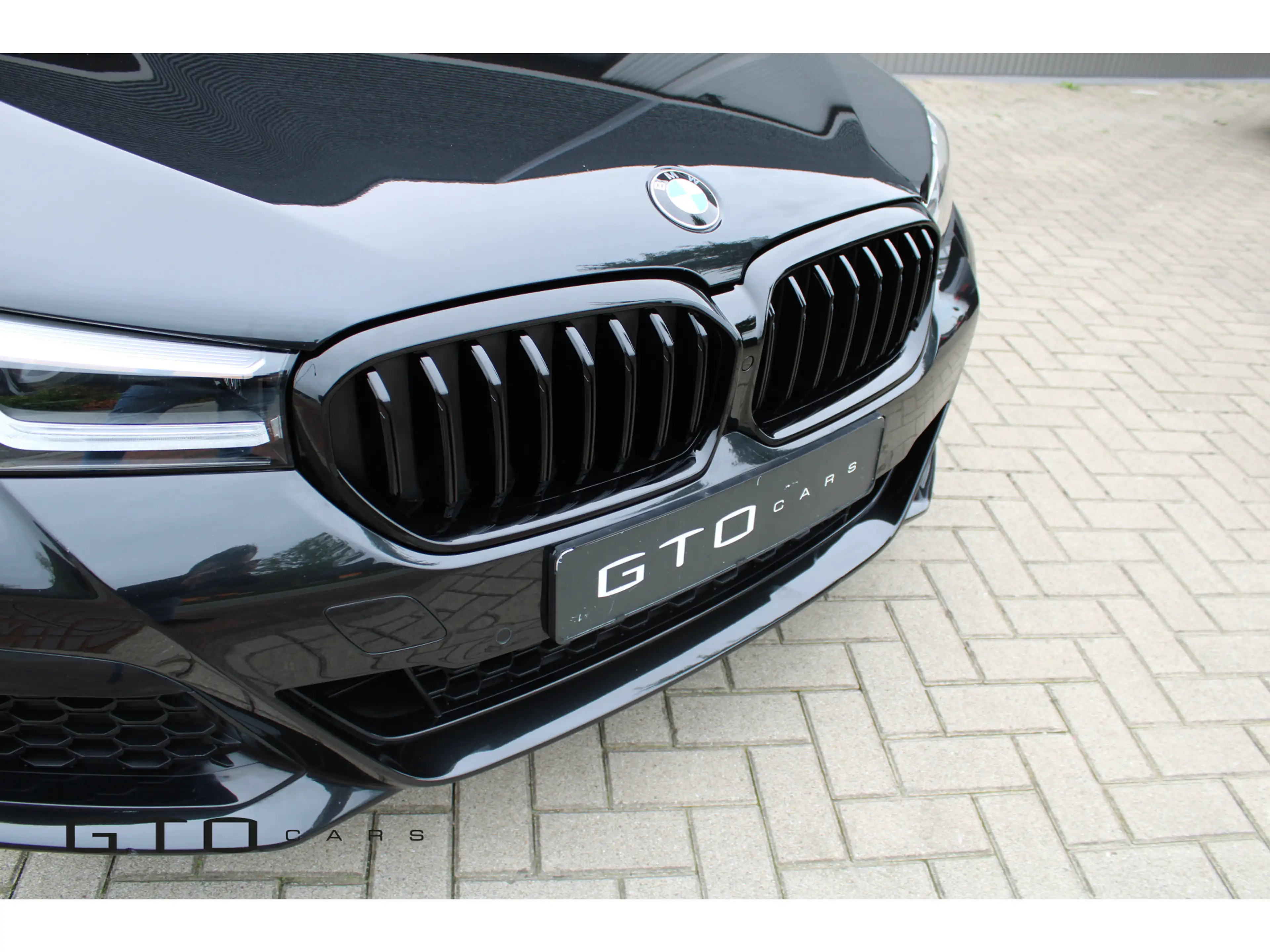 BMW 530 5-serie Touring 530e High Executive | Pano | M Spo — photo 5