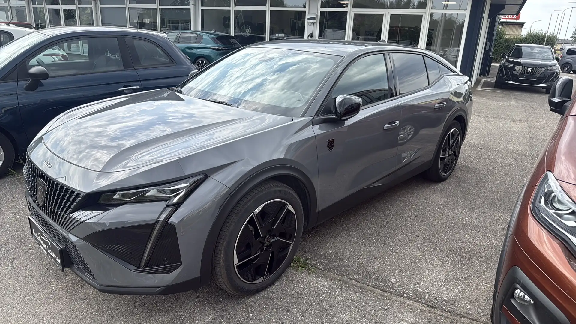 Peugeot 408 GT PHEV 225 e-EAT8 Grau - 1
