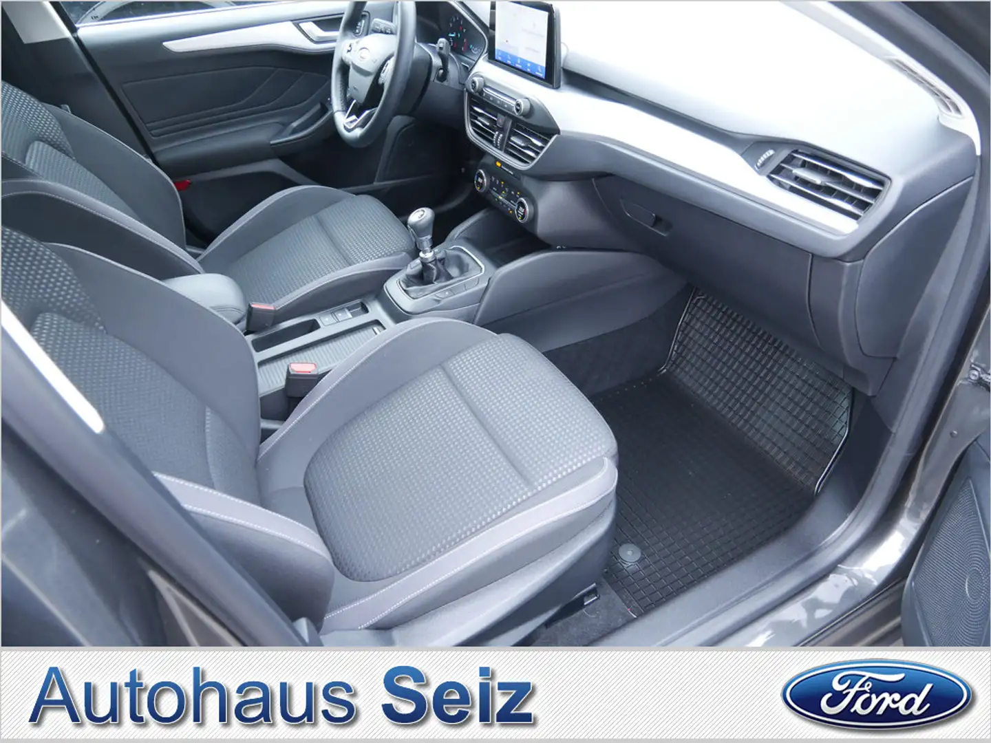 Ford Focus Turnier 1.0 EcoBoost Cool & Connect LED Grau - 2