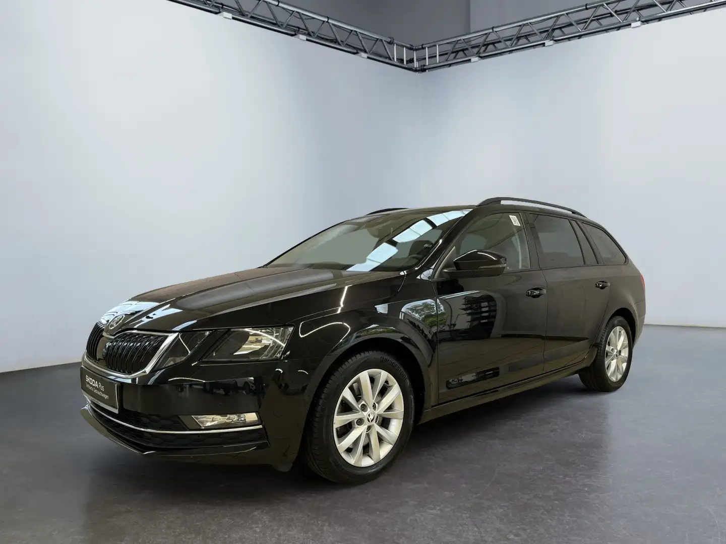 Skoda Octavia Combi Style 2.0TSI DSG 4x4 Navigation Schwarz - 2