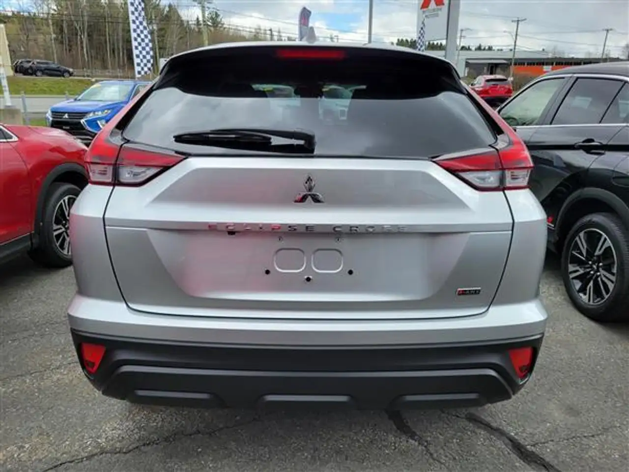 Mitsubishi Eclipse Cross снимка Mitsubishi Eclipse Cross
