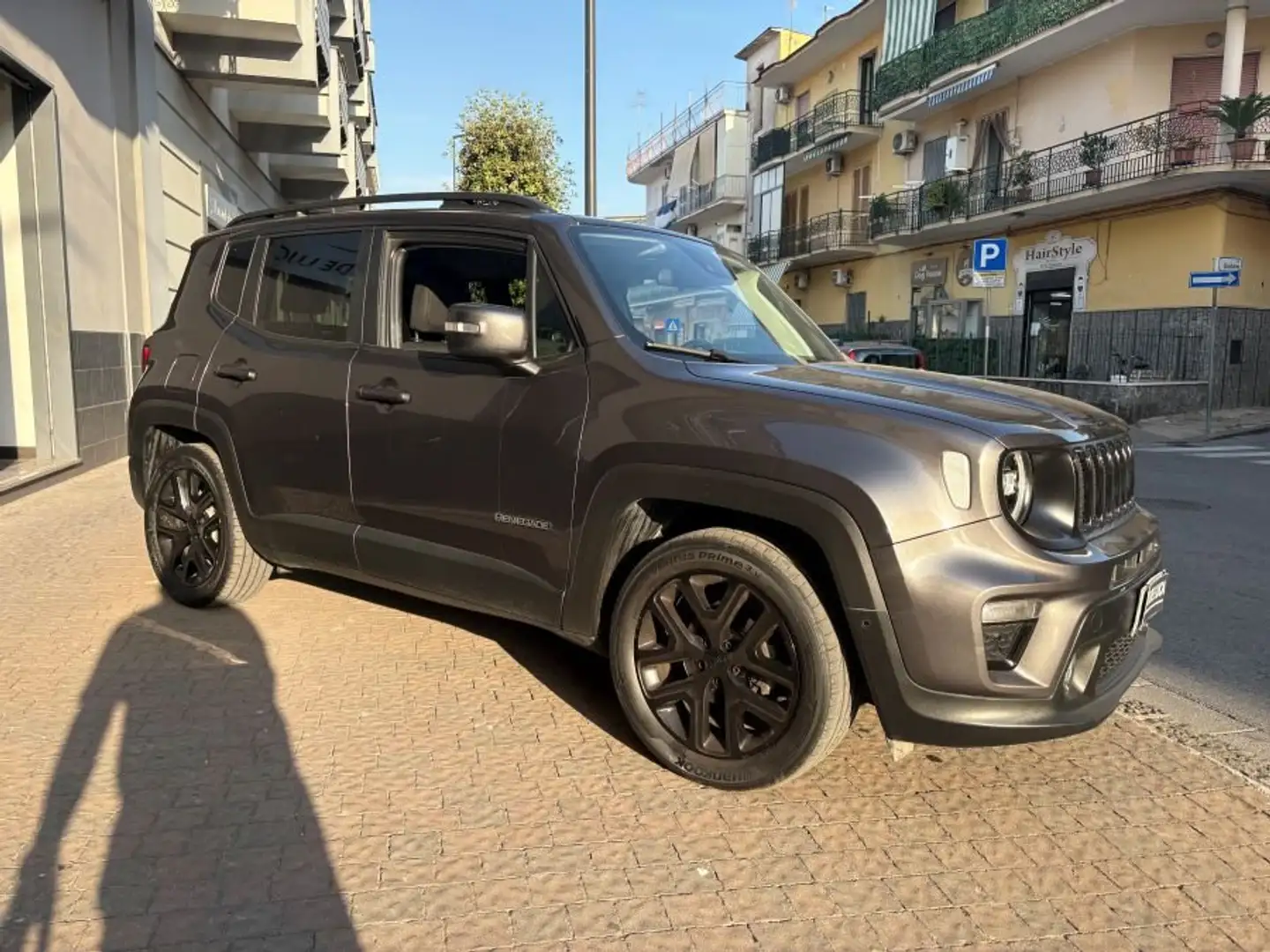 Jeep Renegade jeep renegade 1.6 mjet autom nighteagle certificat Grijs - 2