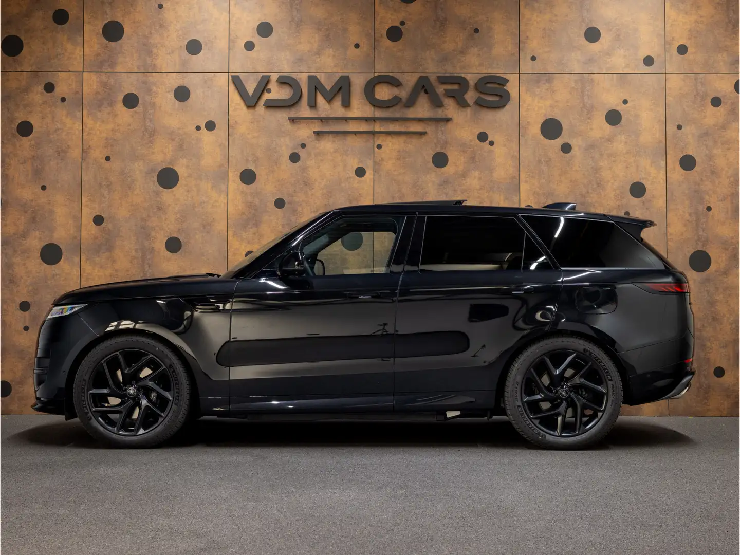 Land Rover Range Rover Sport 3.0 P460e Dynamic SE PHEV | Trekhaak | ACC | HUD | Noir - 2