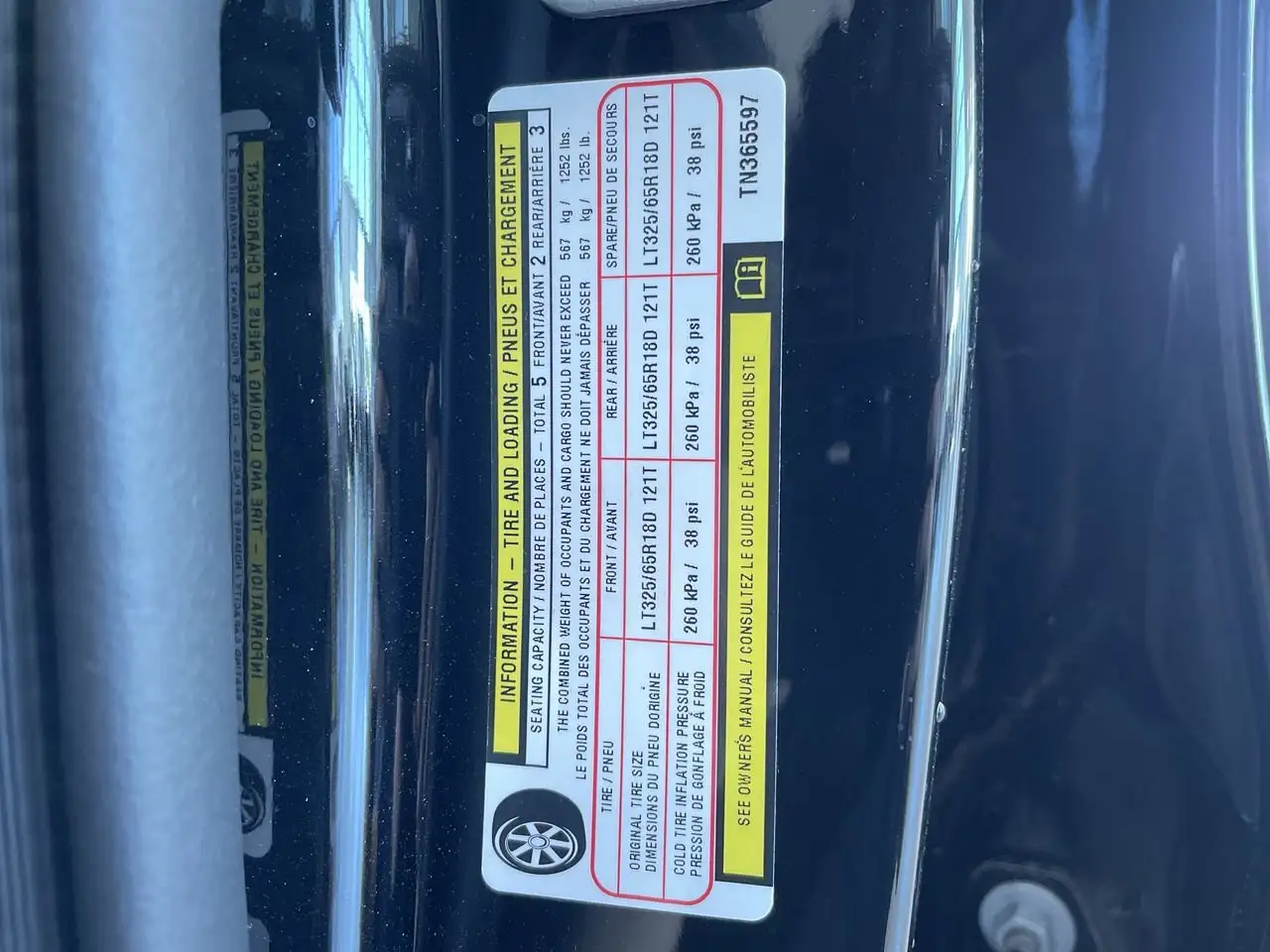 RAM 1500 снимка RAM 1500