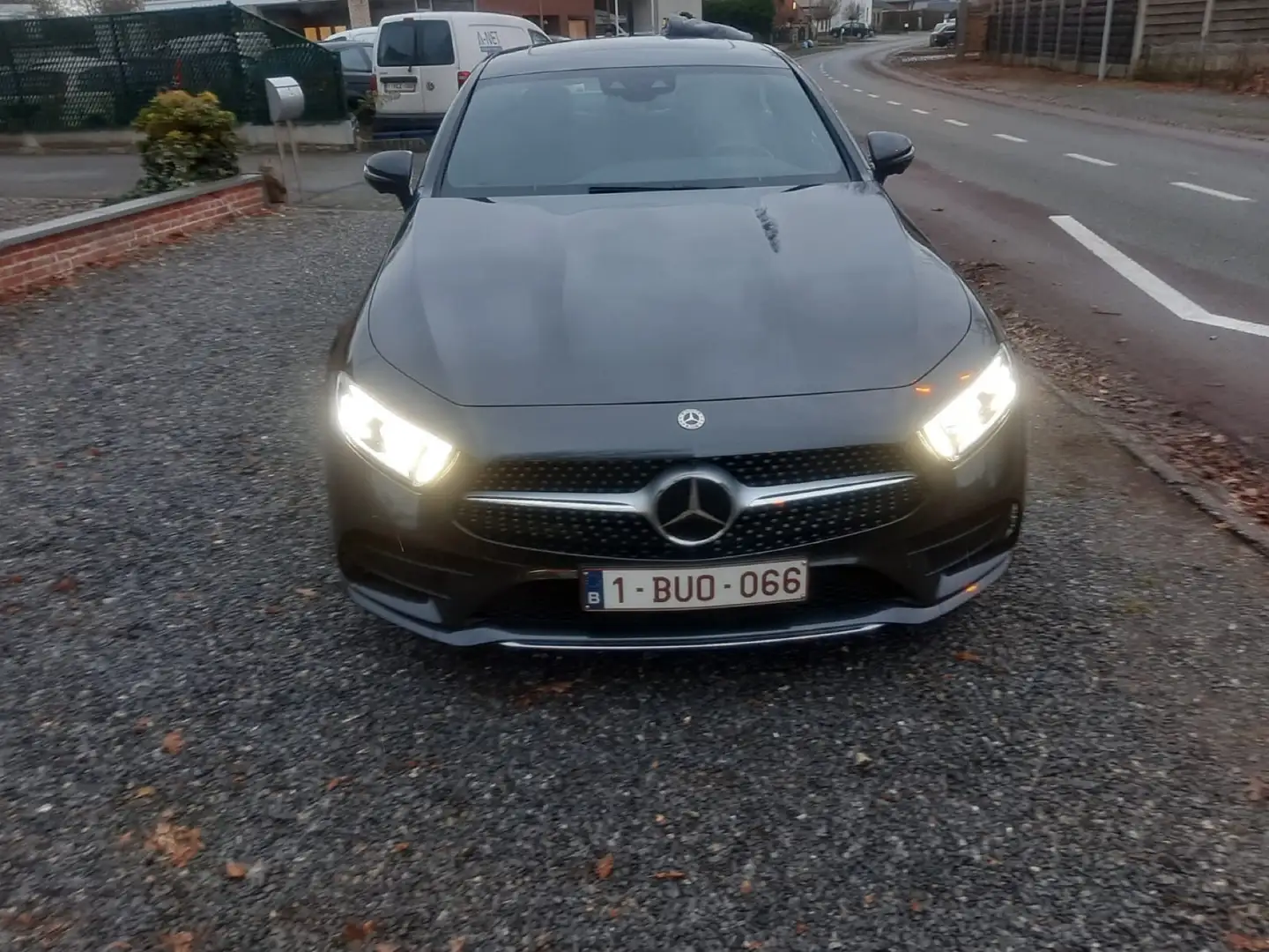 Mercedes-Benz CLS 220 d 9G-TRONIC AMG Line siva - 2