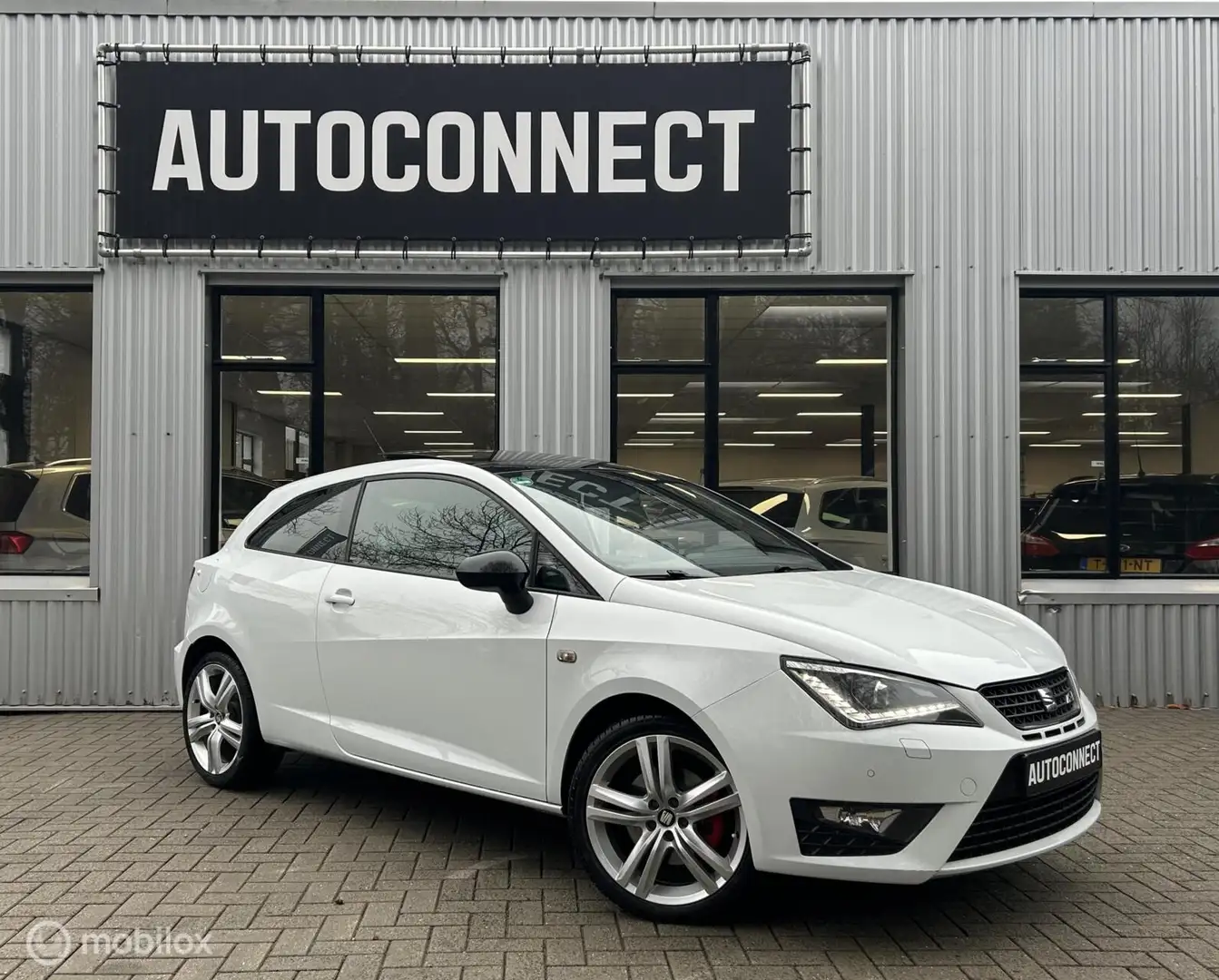 SEAT Ibiza SC 1.4 TSI Cupra, PANODAK, LEDER, CRUISE, PDC Wit - 2